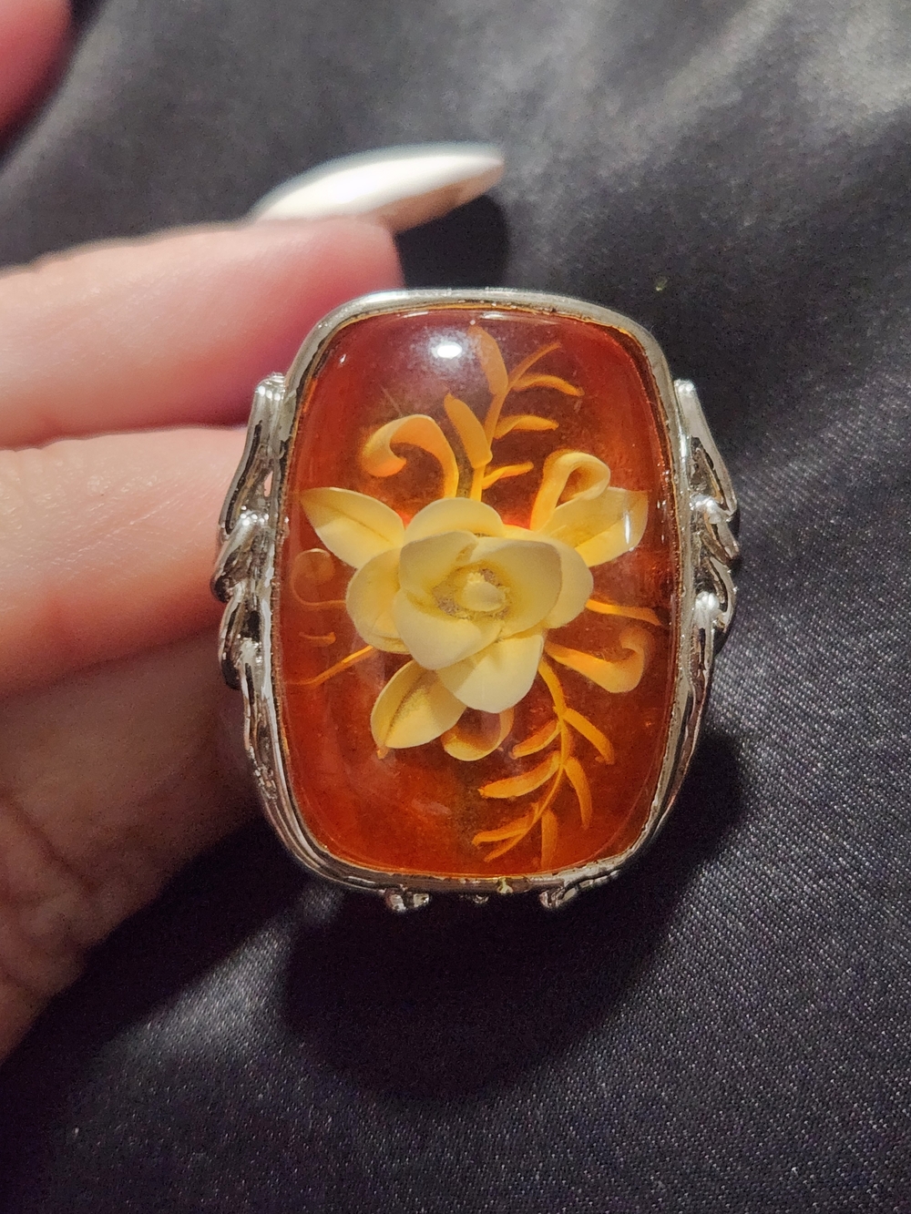 Silver Tone Amber Floral Statement Ring in Amber and Cream